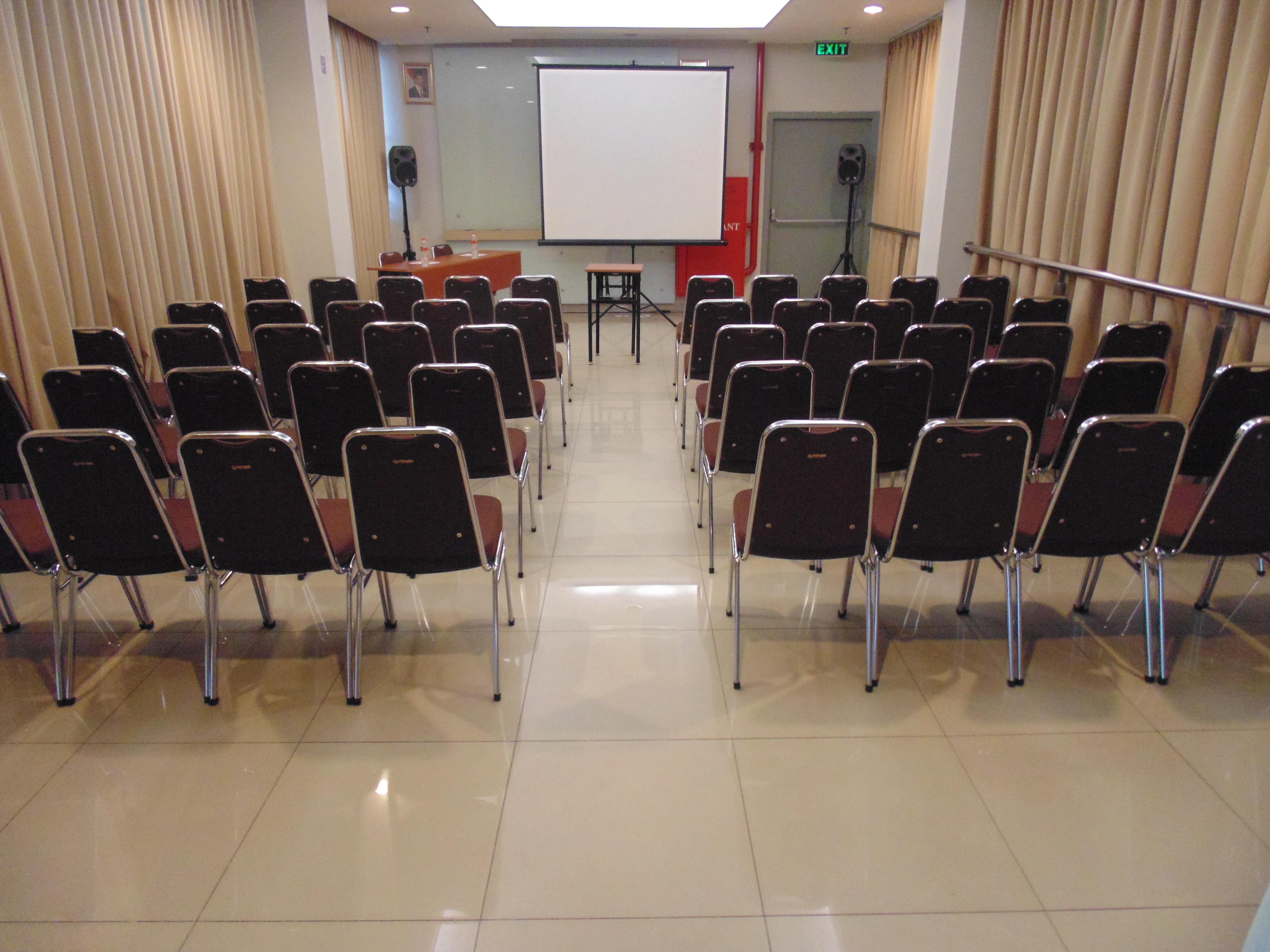 Amaris Hotel Bekasi Barat Buitenkant foto